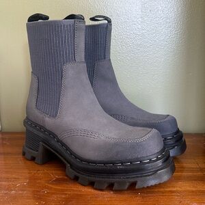 Dr. Marten CORRAN CHELSEA WAXY GREY SUEDE CHUNKY GOTHIC HEELED BOOTS US 8 EU 39